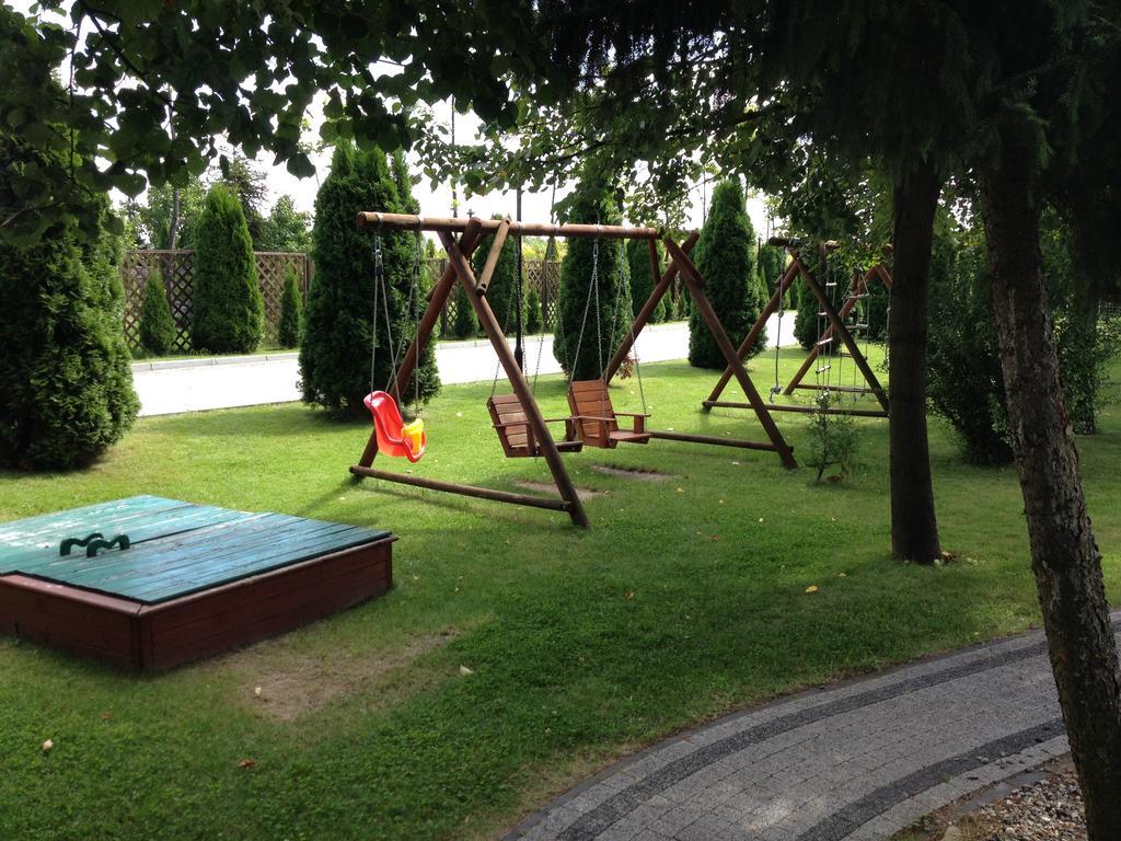 Hotel Ted Radomsko Dış mekan fotoğraf