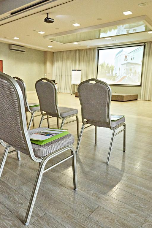 Hotel Ted Radomsko Dış mekan fotoğraf