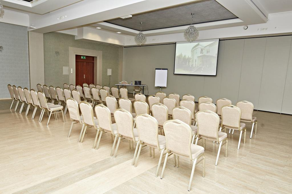 Hotel Ted Radomsko Dış mekan fotoğraf