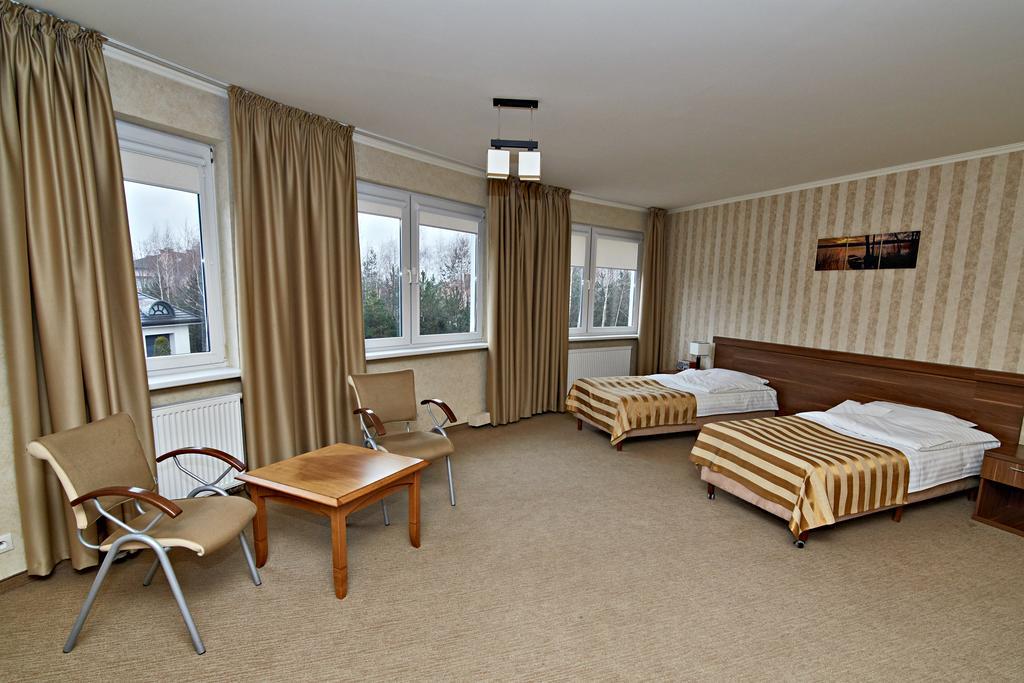 Hotel Ted Radomsko Dış mekan fotoğraf